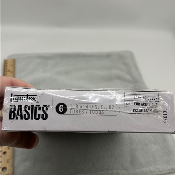 Liquitex Basics Acrylic Starter Set 6 Tubes Primary Colors 4oz Tubes - Picture 5 of 6